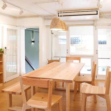 Simple To Sleep Hostel Bangkok Exterior foto