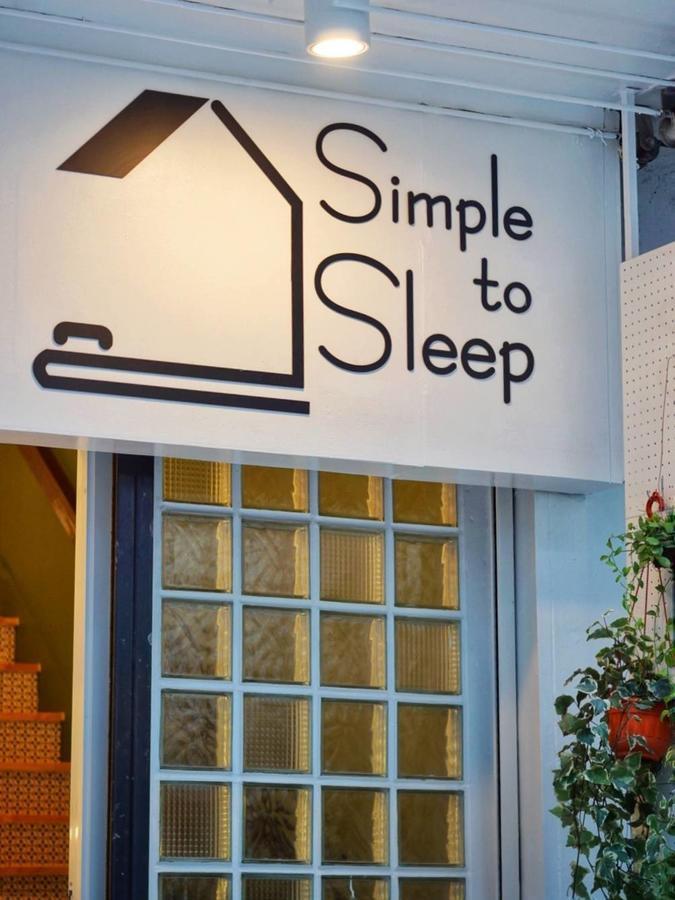 Simple To Sleep Hostel Bangkok Exterior foto